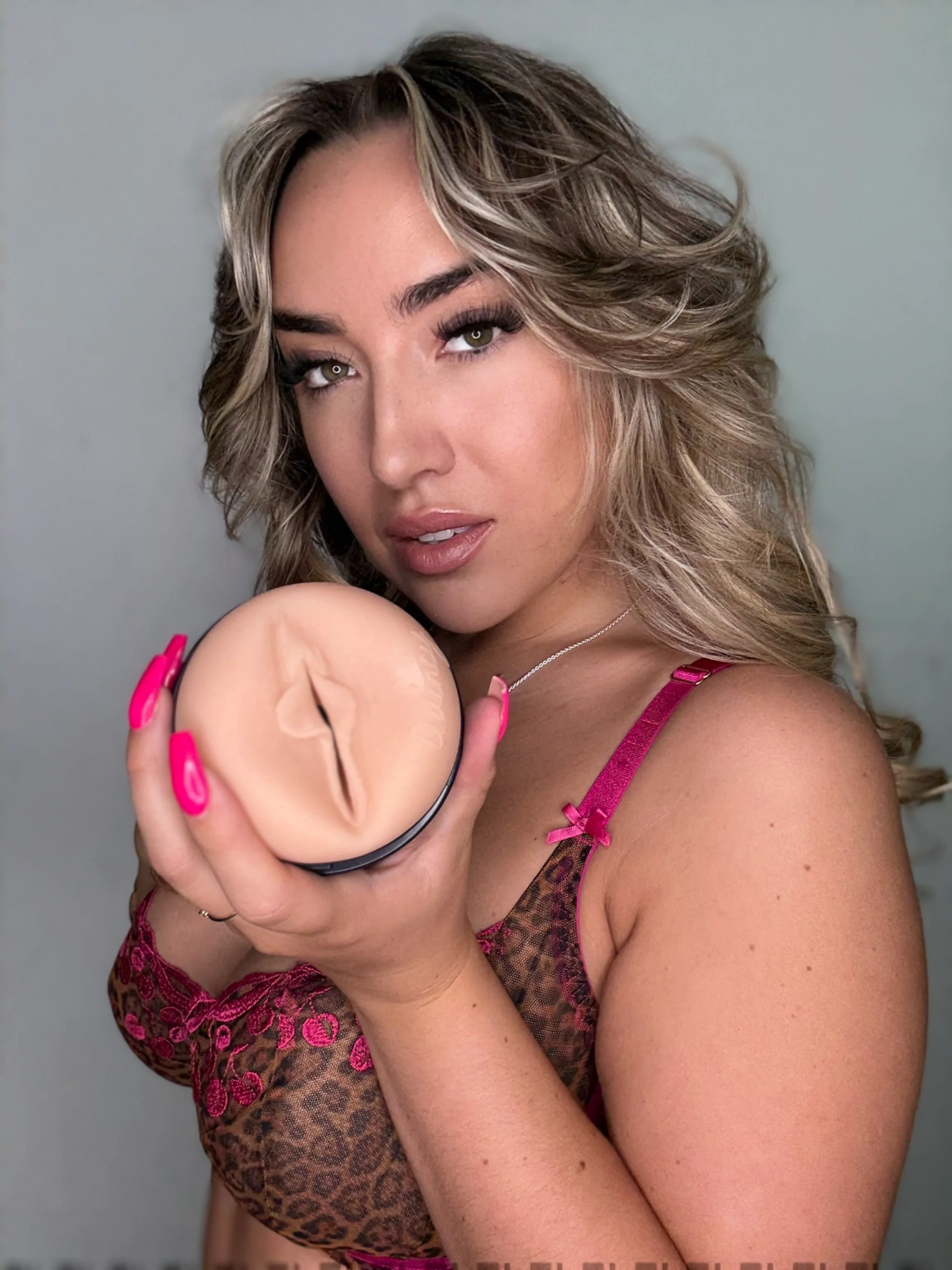 QUINCY Lady Fleshlight - Image 3